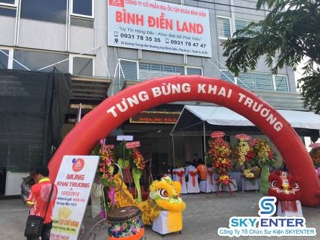 To Chuc Su Kien Khai Truong Tron Goi